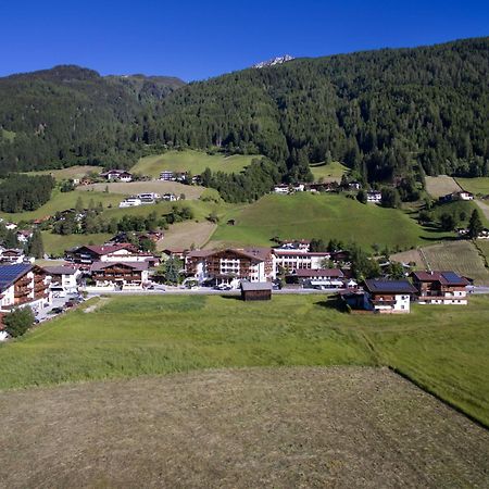 نيوستيف ام ستوبيتا Hotel Stubaierhof المظهر الخارجي الصورة